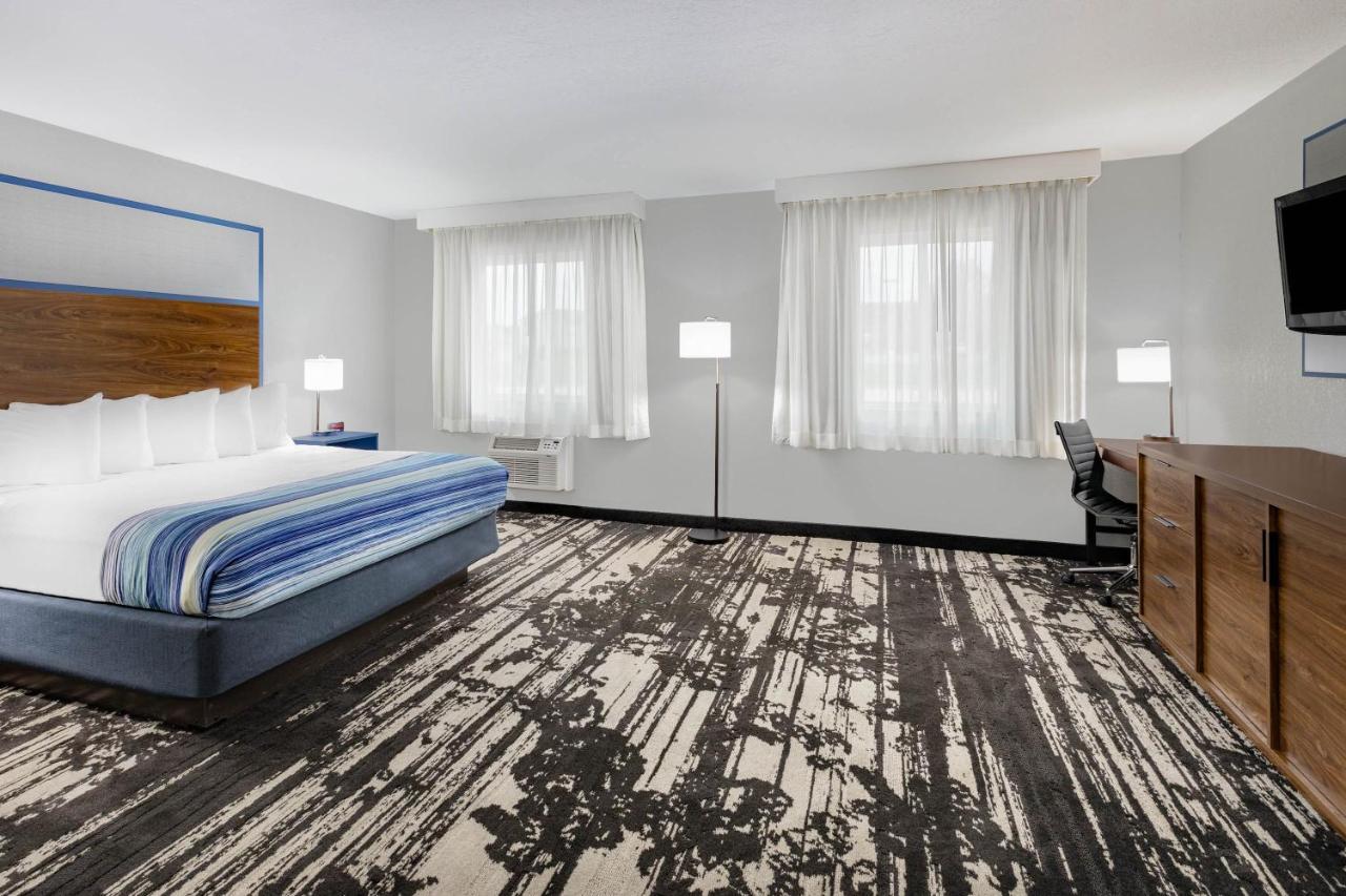 Americinn By Wyndham Pella Ngoại thất bức ảnh