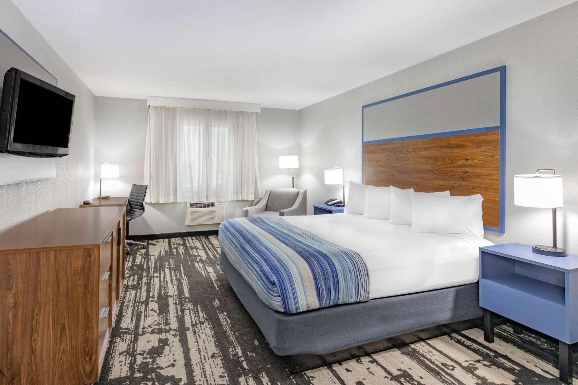 Americinn By Wyndham Pella Ngoại thất bức ảnh